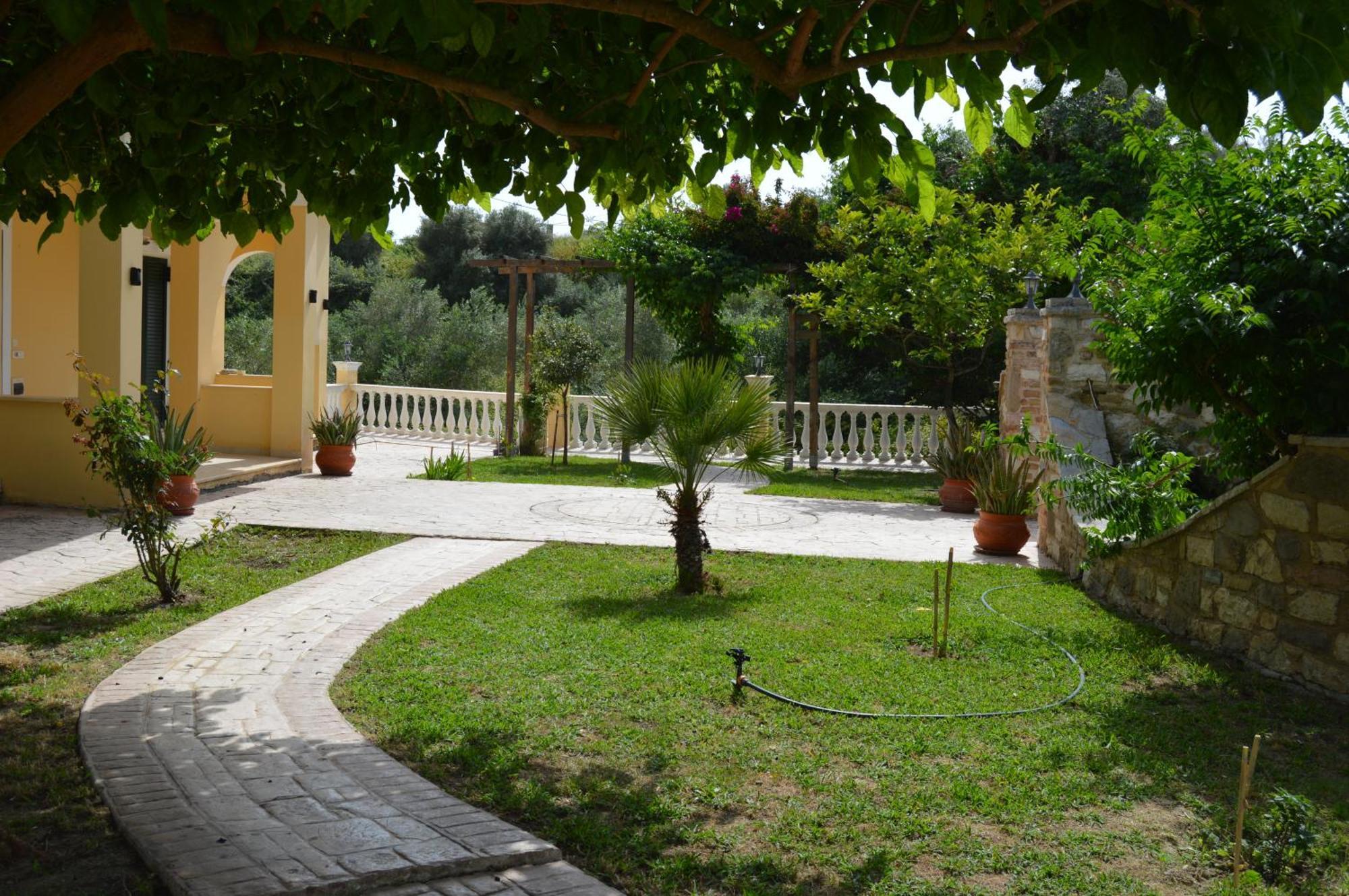 Villa Elena Marathias  Exterior photo